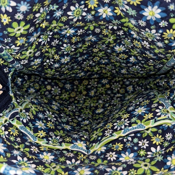 Very Bradley Bag - Picture 6 of 6